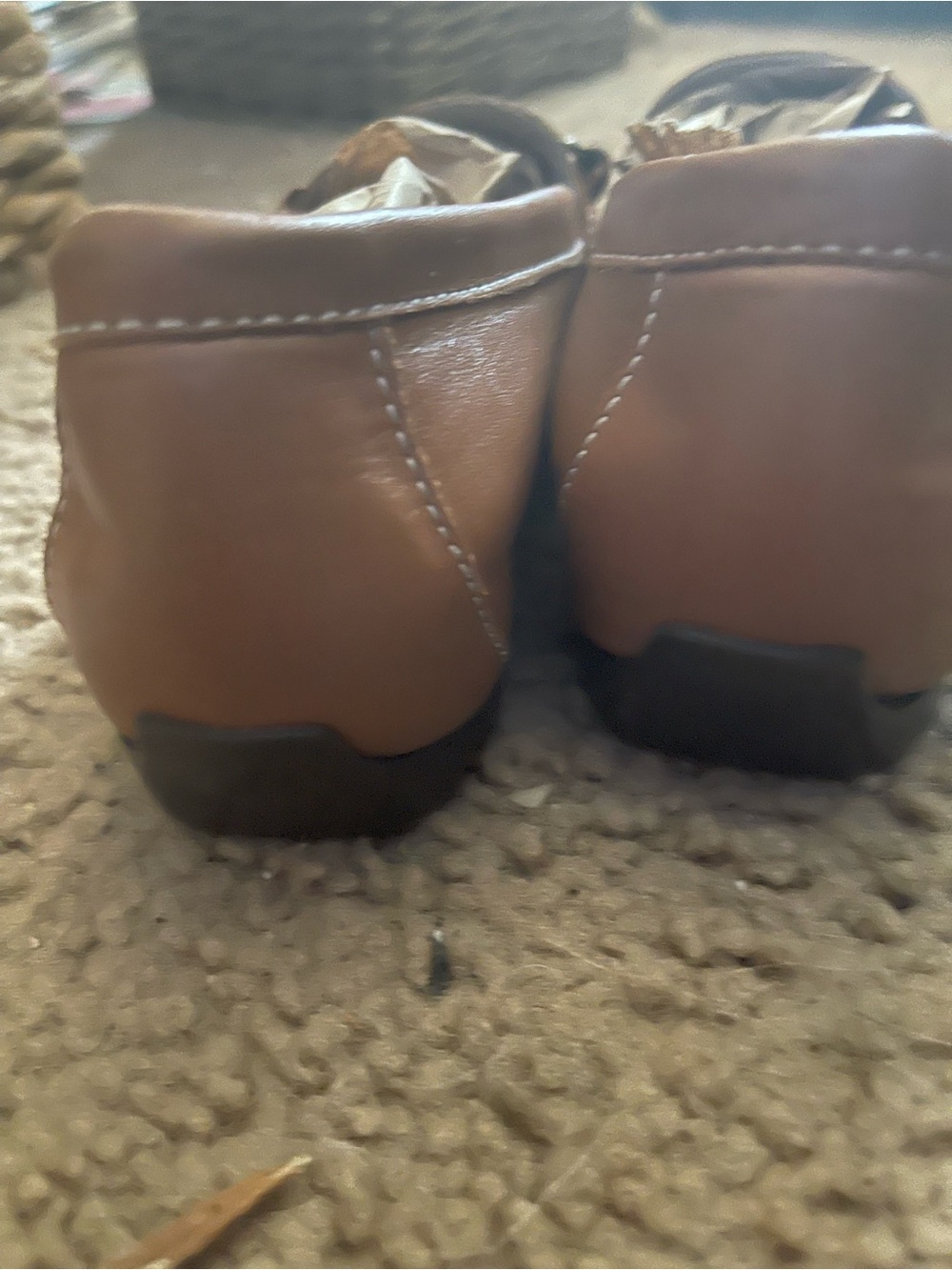 Munro Tan Leather Slip-On Loafers with Black Soles - Picture 3 of 4